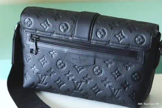 Aaa replica ru Messenger VUITTON LOUIS S-Cape 0506